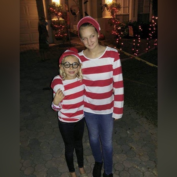 Where’s Waldo shirt & hat - Picture 7 of 7